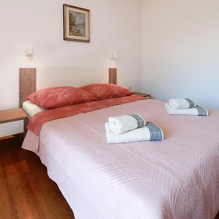 Svoboda Apartamento Šilo