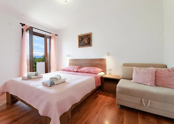 Svoboda Apartment
