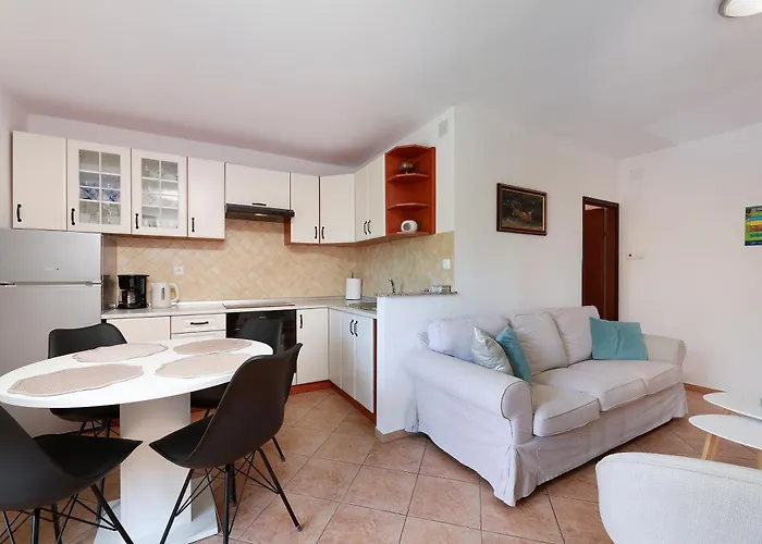 Svoboda Apartment