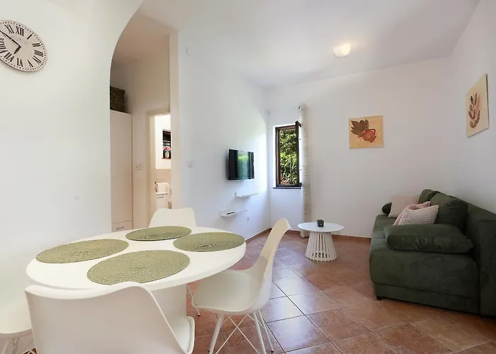 Svoboda Apartment