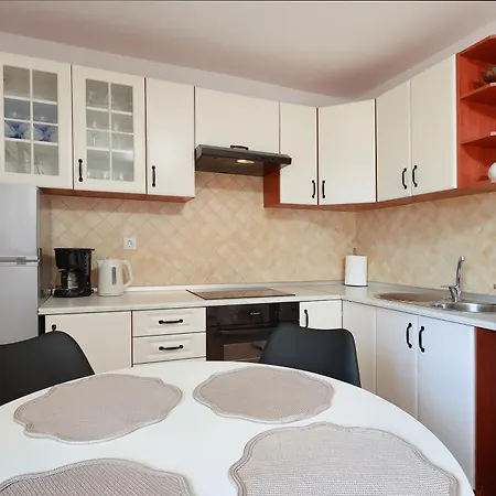 Svoboda * Silo (Krk)