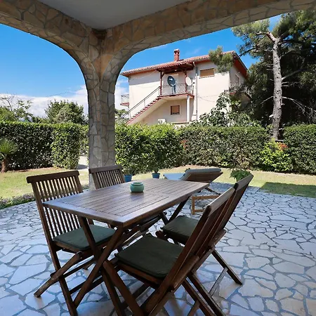Apartment Svoboda *