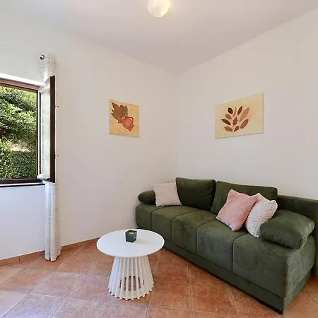 Svoboda Apartmán *